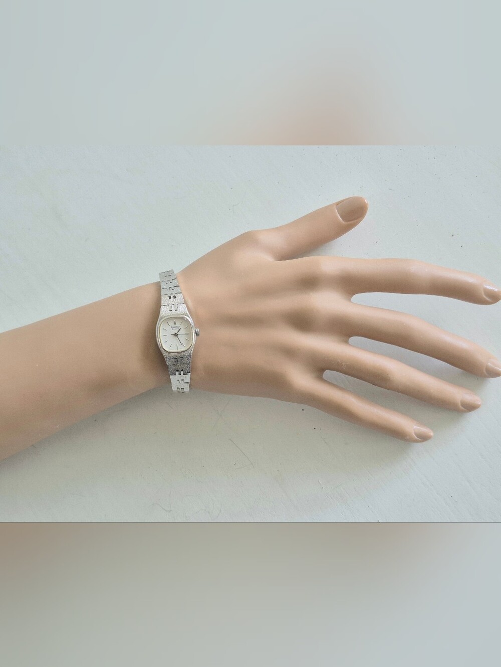 Seiko Silver-Tone Women's Bracelet Watch with White Dial